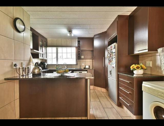 3 BEDROOM APARTMENT FOR SALE IN MEYERSDAL